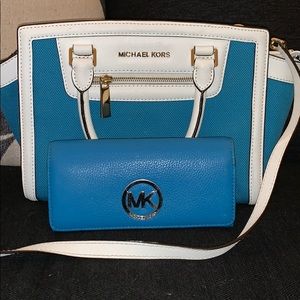 Classic White & Blue Michael Kors handbag